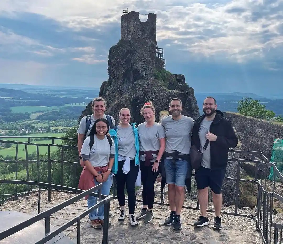 mews-instagram-hiking