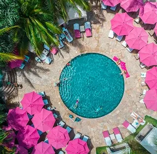 Groups_and_chains_mobile